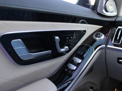 Used 2022 Mercedes-Benz S 500 4MATIC image 14