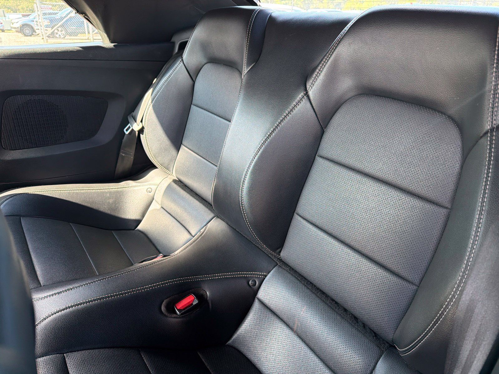 Used 2022 Ford Mustang Premium RWD image 12