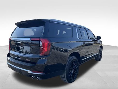 Used 2025 GMC Yukon XL Denali w/ Sun & Power Step Package image 20