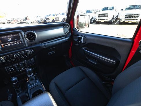 Used 2020 Jeep Gladiator Sport w/ Quick Order Package 24S image 24