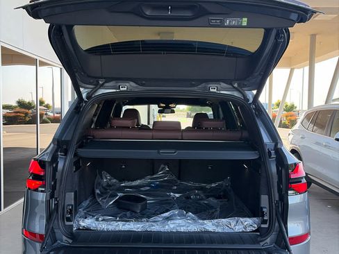 New 2026 BMW X5 xDrive40i w/ M Sport Package image 13