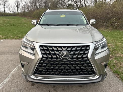 Used 2021 Lexus GX 460 Premium w/ Accessory Package AWD/4WD image 15