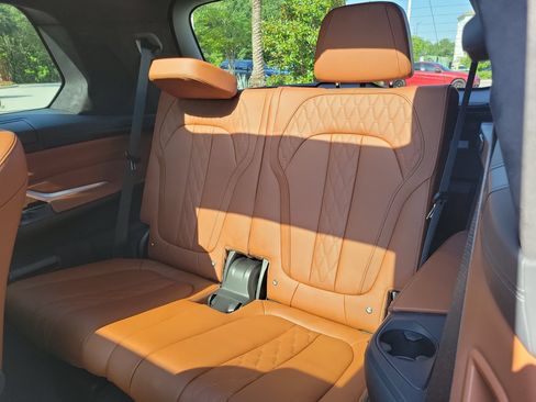 Used 2020 BMW X7 xDrive50i AWD/4WD image 21