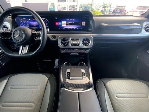 Used 2025 Mercedes-Benz G 580 w/ EQ Technology image 13