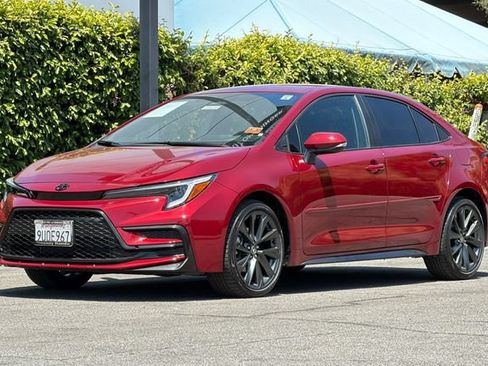 Used 2025 Toyota Corolla SE FWD image 8