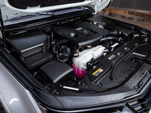 Used 2025 Lexus GX 550 w/ Accessory Package (Z1) image 42