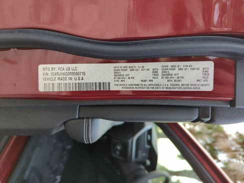 Used 2024 Jeep Grand Cherokee Altitude AWD/4WD image 28