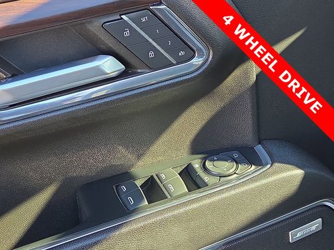 Used 2023 GMC Sierra 1500 SLT w/ SLT Convenience Package image 13