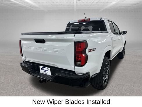 Used 2025 Chevrolet Colorado Z71 AWD/4WD image 13