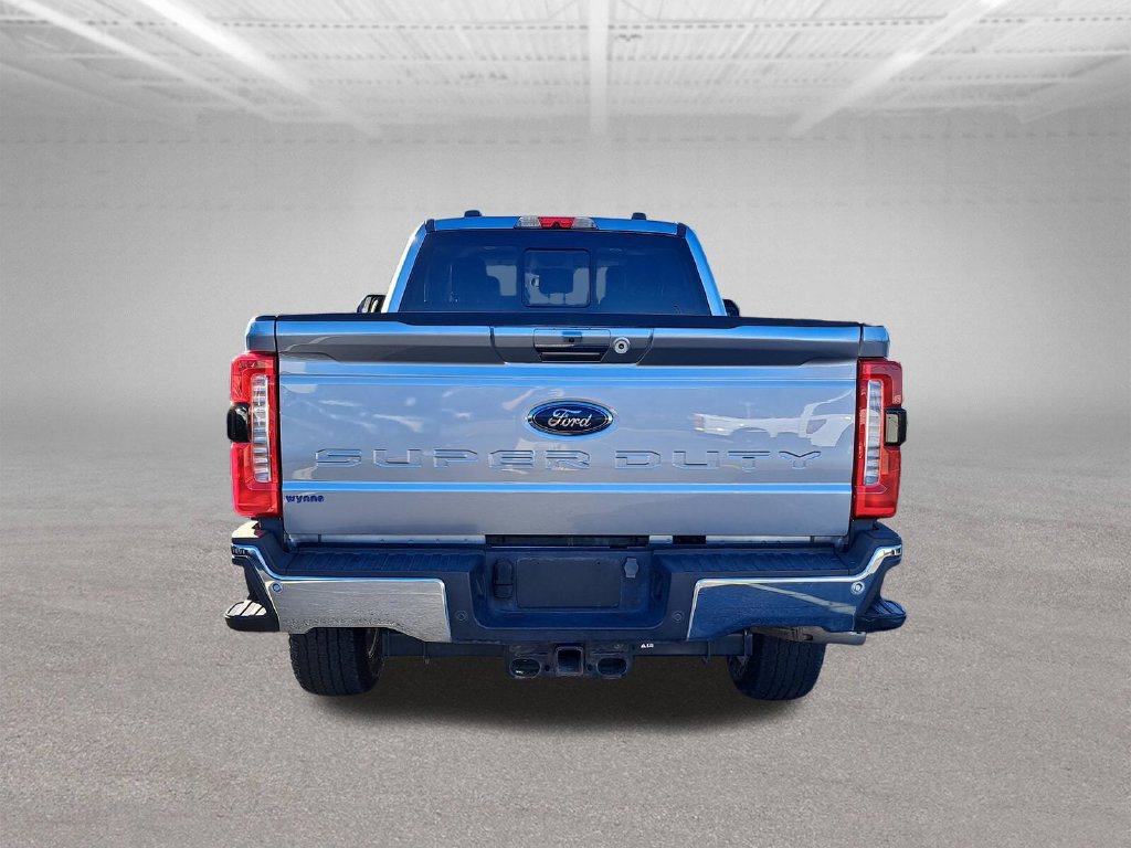 Used 2023 Ford F350 Lariat w/ Lariat Ultimate Package AWD/4WD image 6