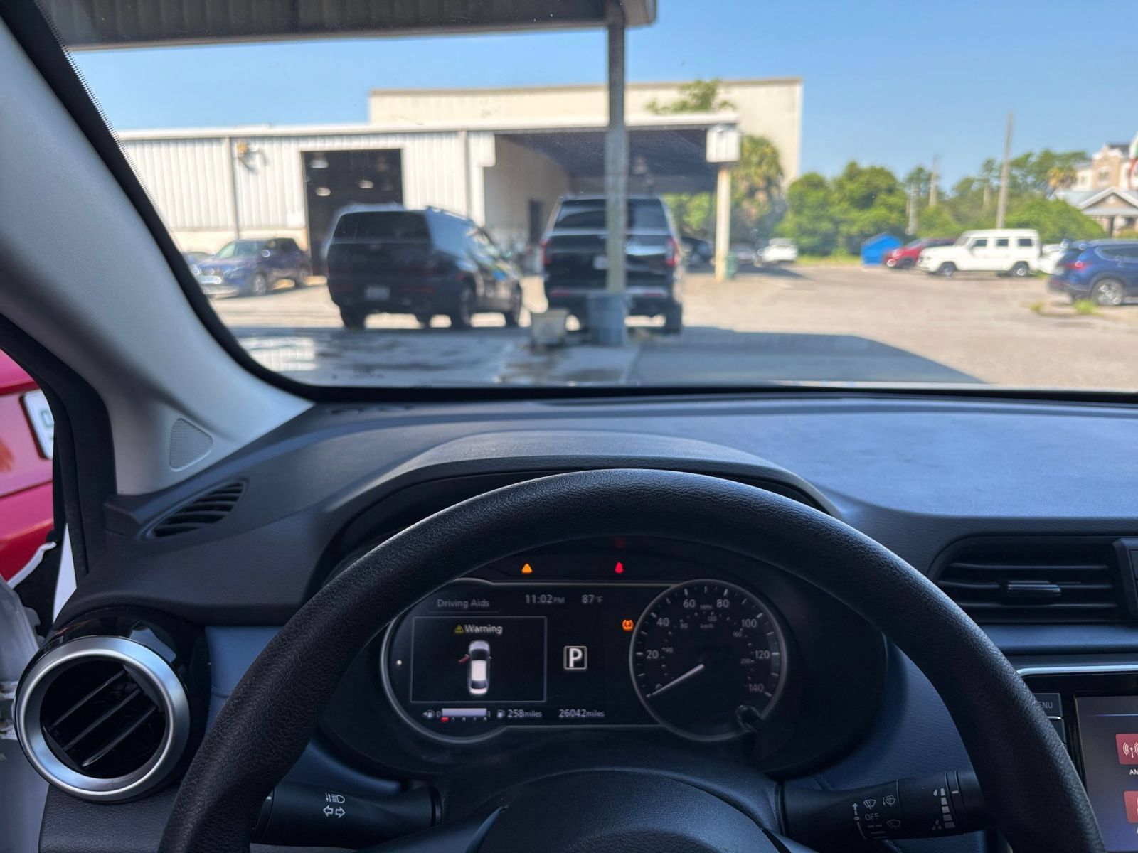 Used 2025 Nissan Versa SV FWD image 31