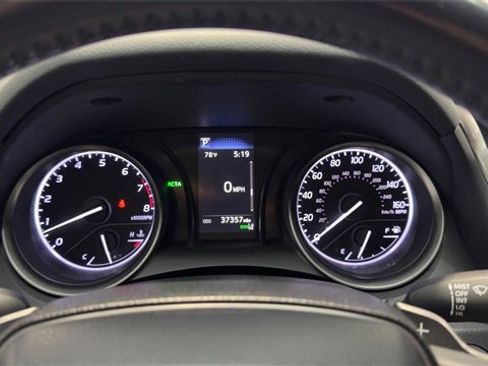 Used 2021 Toyota Camry SE w/ Convenience Package image 28