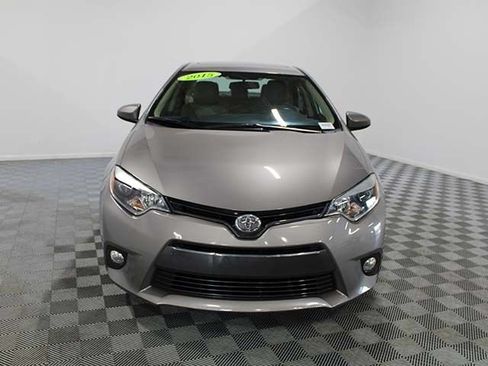 Used 2015 Toyota Corolla LE FWD image 9