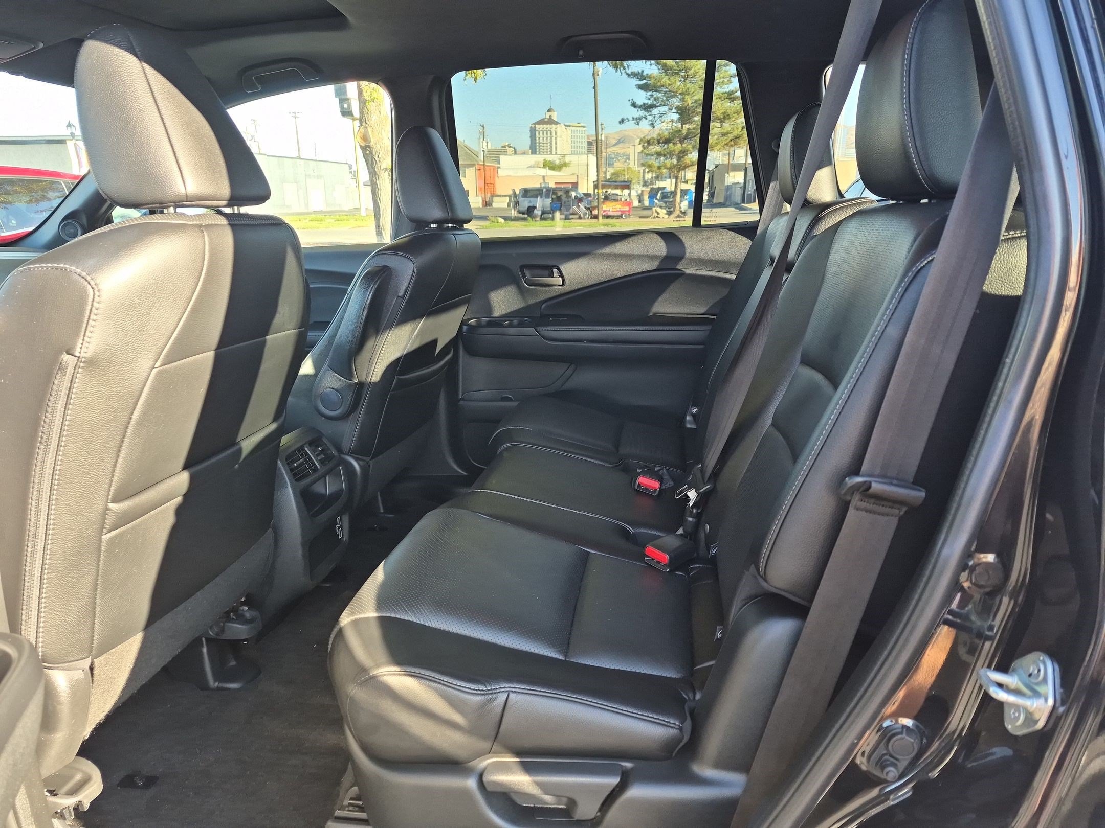 Used 2023 Honda Passport EX-L image 28
