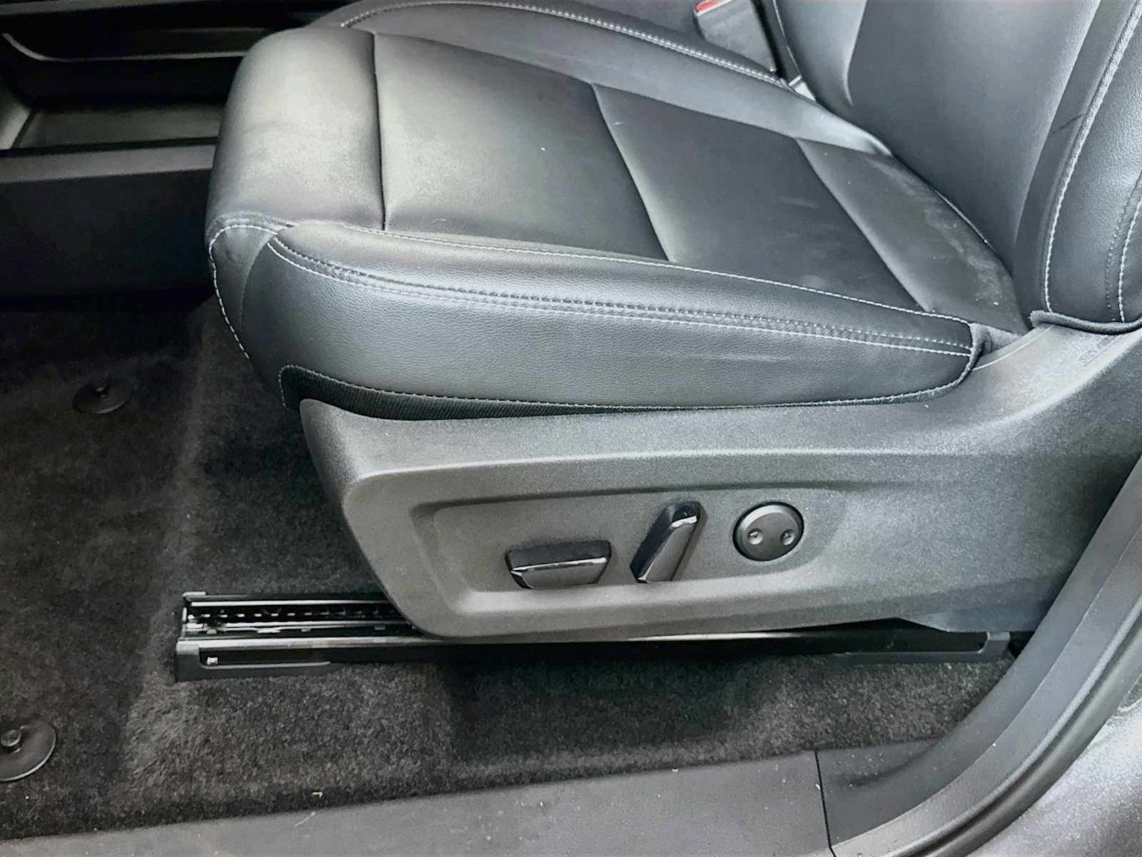 Used 2025 Nissan Murano SL w/ Cargo Package AWD/4WD image 18