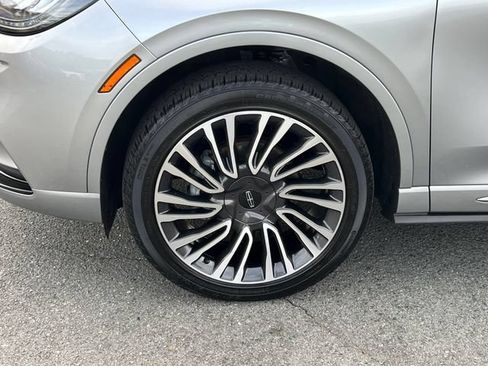 Used 2022 Lincoln Corsair Reserve w/ Sport Package AWD/4WD image 10