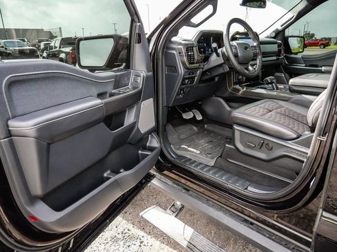 Used 2025 Ford F150 Lariat w/ Equipment Group 501A Mid AWD/4WD image 67