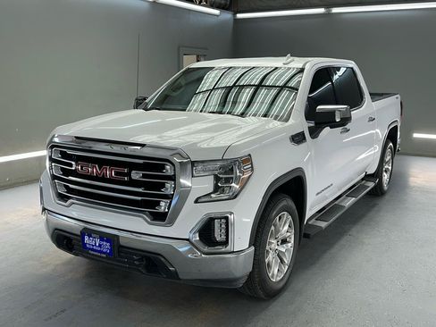 Used 2020 GMC Sierra 1500 SLT w/ SLT Premium Package AWD/4WD image 3