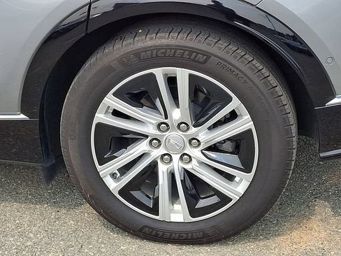 Certified 2024 Cadillac Lyriq Tech w/ Driver Assist Package RWD image 28