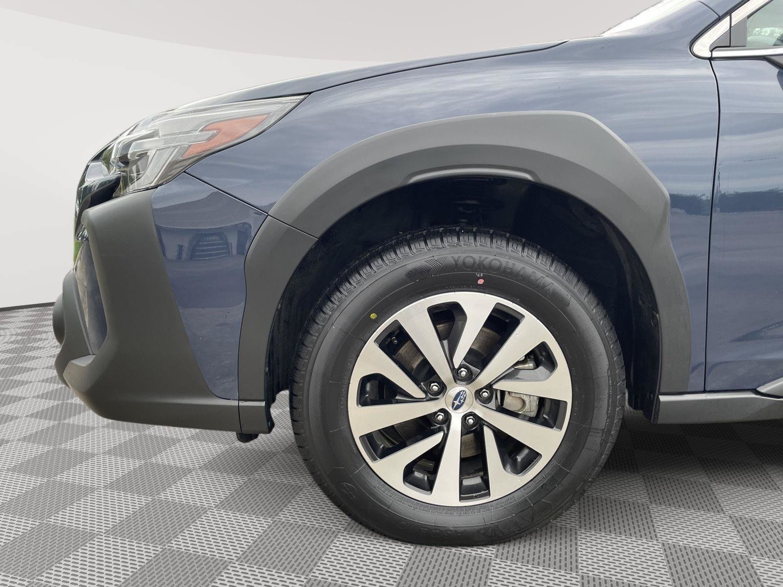 Certified 2024 Subaru Outback Premium w/ Popular Package #1A AWD/4WD image 7