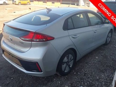 Used 2019 Hyundai Ioniq Blue FWD image 4