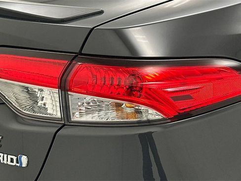 Certified 2023 Toyota Corolla SE image 21
