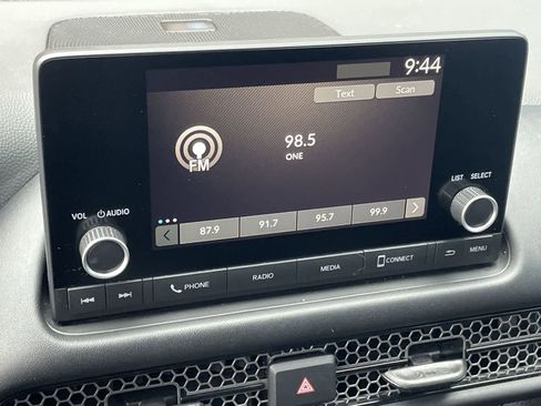 Used 2024 Honda HR-V Sport image 4