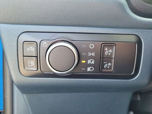 New 2026 Ford Maverick XL image 9