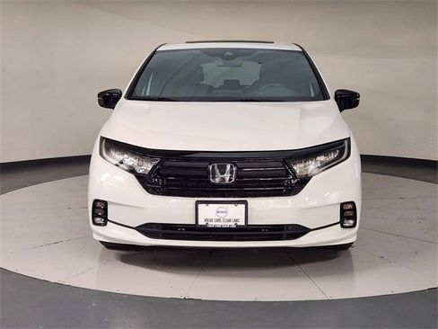 Used 2024 Honda Odyssey Sport image 9