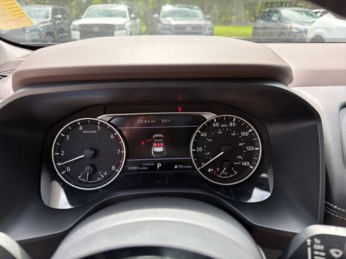 Used 2023 Nissan Rogue SV w/ SV Premium B Package FWD image 25