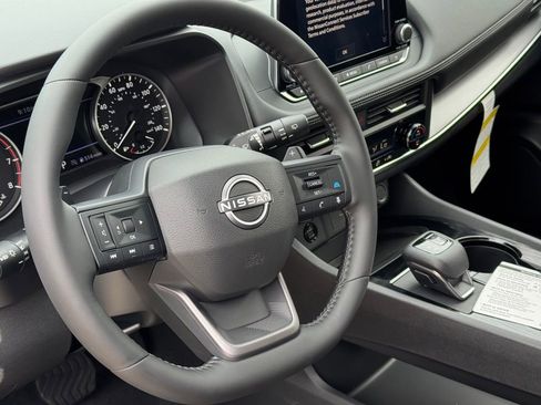 New 2026 Nissan Rogue SV image 8
