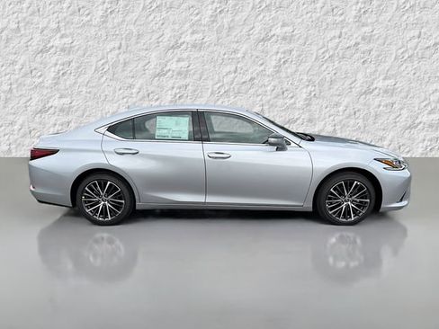 New 2025 Lexus ES 350 w/ Premium Package image 2