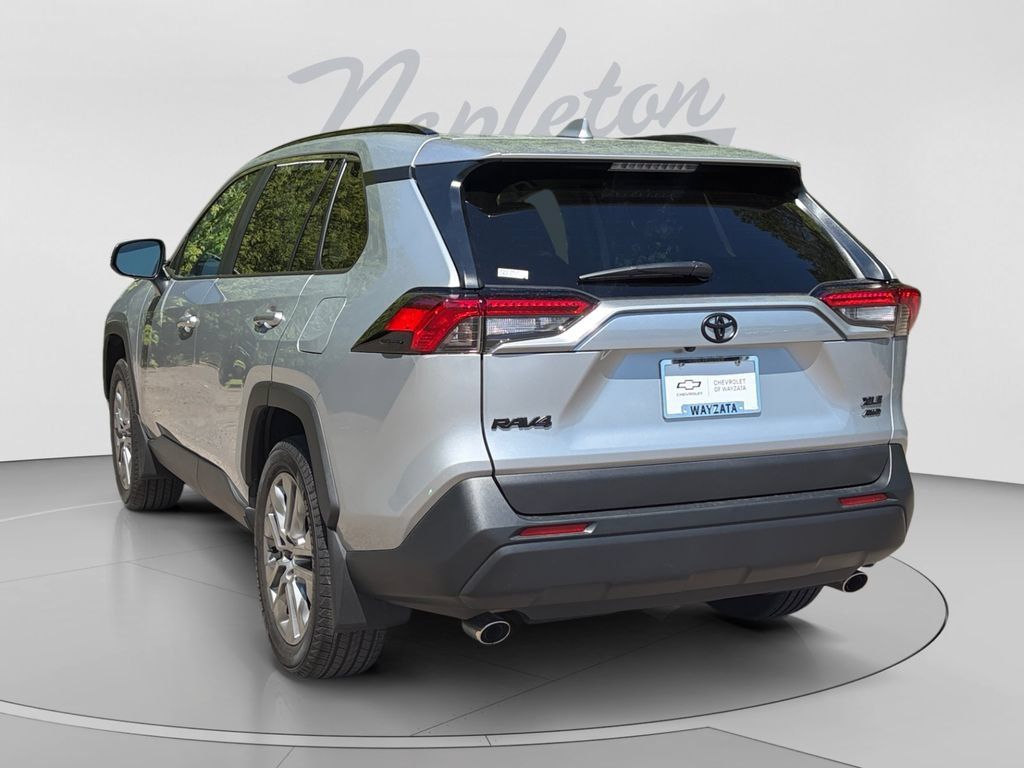 Used 2025 Toyota RAV4 XLE Premium w/ Weather Package AWD/4WD image 3