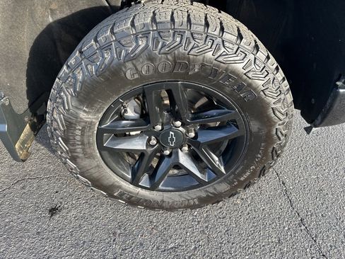 Used 2024 Chevrolet Silverado 1500 Custom Trail Boss image 35