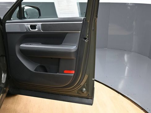 Used 2025 Hyundai Santa Fe SEL FWD image 36