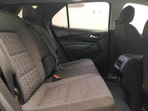 Used 2022 Chevrolet Equinox LT FWD image 19