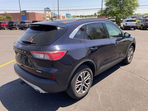 Used 2021 Ford Escape SEL w/ Class II Trailer Tow Package AWD/4WD image 5