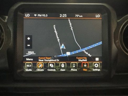 Used 2023 Jeep Wrangler Unlimited w/ 8.4" Radio Group AWD/4WD image 12
