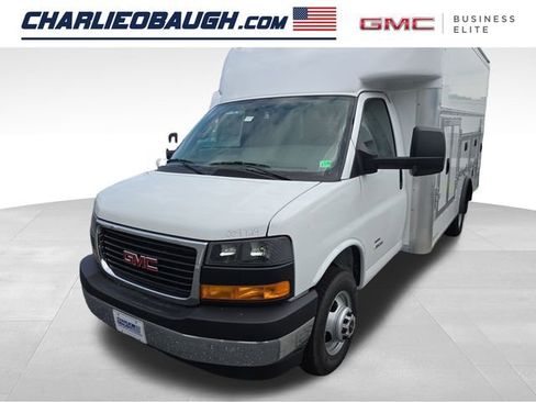 New 2025 GMC Savana 4500 w/ Power Convenience Package RWD image 1