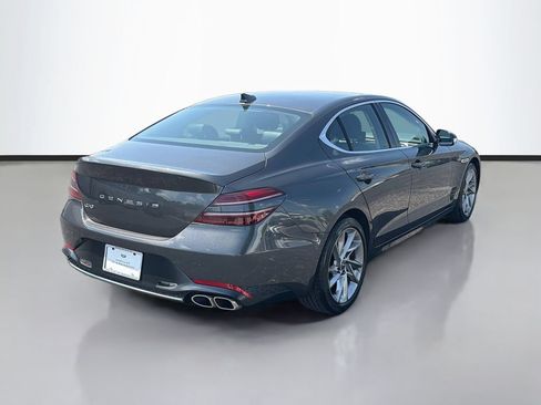 Used 2022 Genesis G70 2.0T RWD image 5