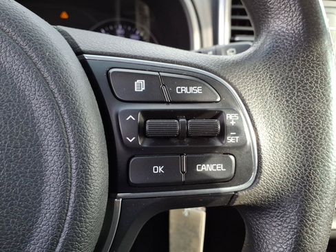 Used 2019 Kia Sportage LX AWD/4WD image 19