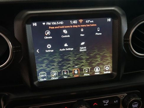 Used 2023 Jeep Wrangler Unlimited Sahara AWD/4WD image 38