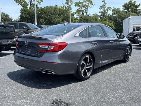 Used 2018 Honda Accord Sport image 9