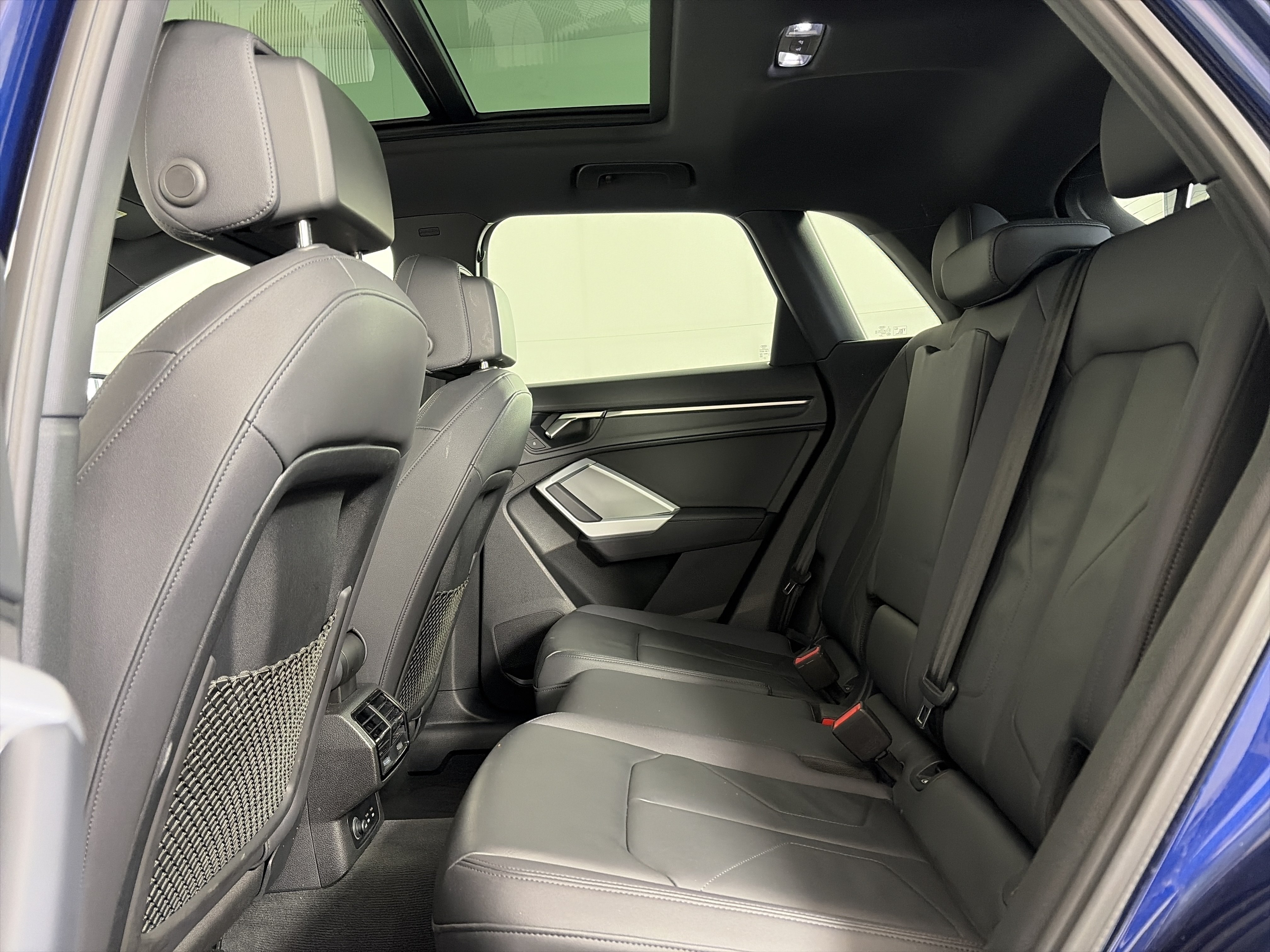 Used 2025 Audi Q3 2.0T Premium AWD/4WD image 7