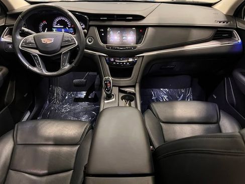 Used 2018 Cadillac XT5 Premium Luxury w/ Driver Assist Package AWD/4WD image 21