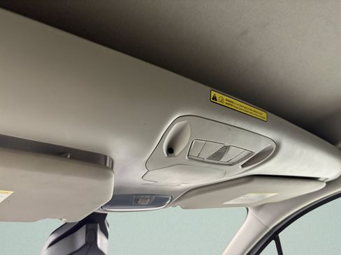 Used 2021 Ford Transit Connect XL FWD image 25