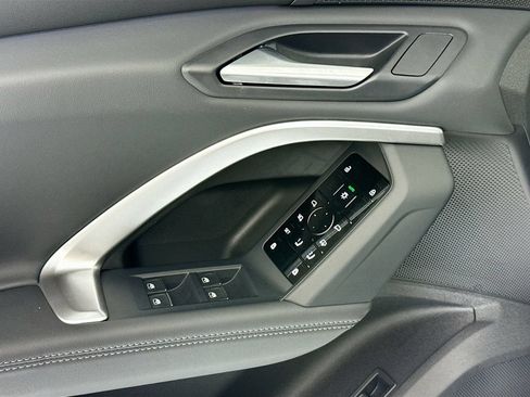Used 2026 Audi Q5 Premium AWD/4WD image 23