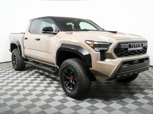 Used 2025 Toyota Tacoma TRD Pro AWD/4WD image 25