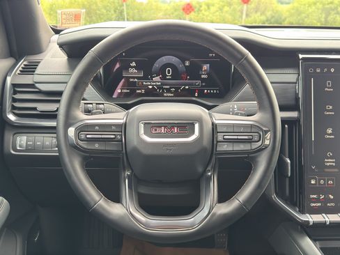 Used 2025 GMC Acadia AT4 AWD/4WD image 29