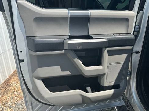 Used 2018 Ford F150 XLT w/ Equipment Group 302A Luxury AWD/4WD image 16